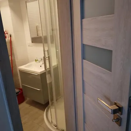 Apartament La Perla 4 Apartment *